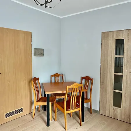 Tanie Puszkina 1 * فاوبجه